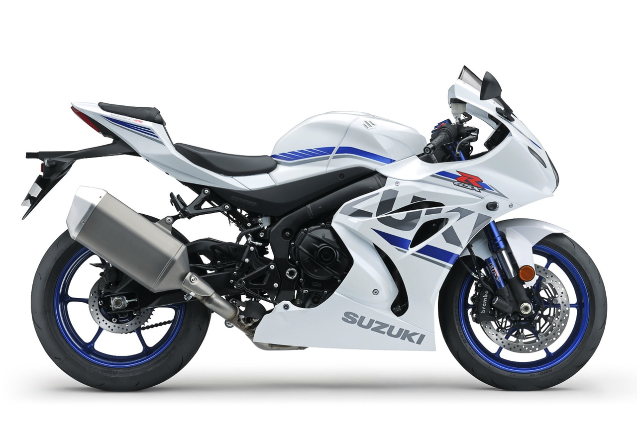 2017_2018_2019_Suzuki_GSXR1000_pearl_white_body_kits__72405.1552442417.jpg