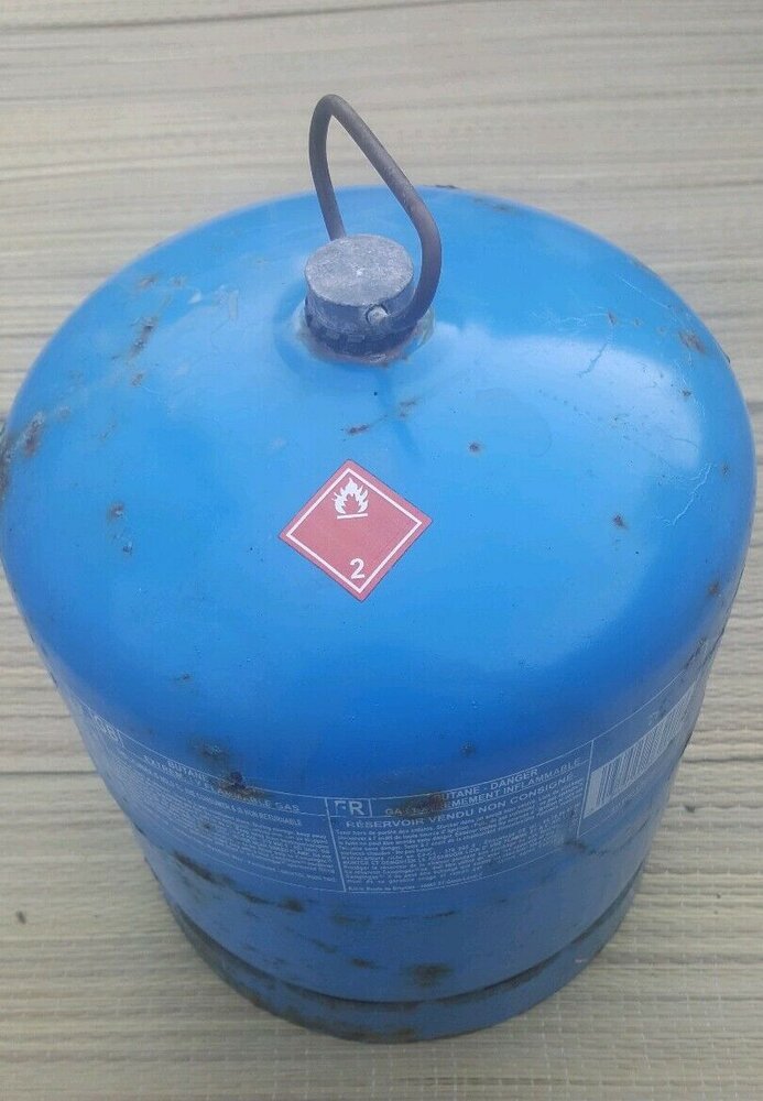 907 GAS BOTTLE.jpg