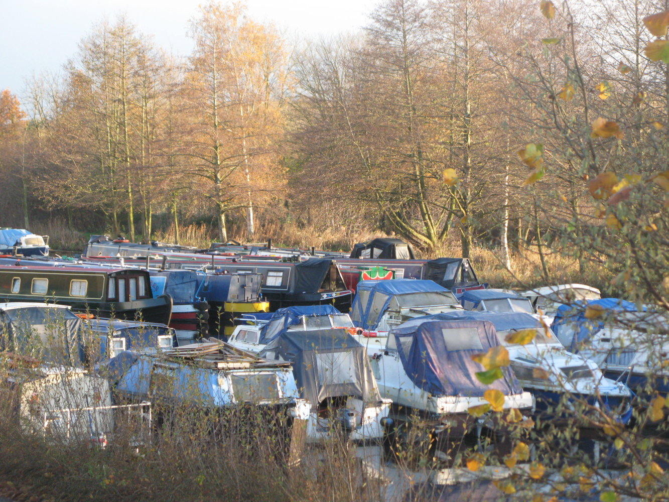 chirk marina.JPG