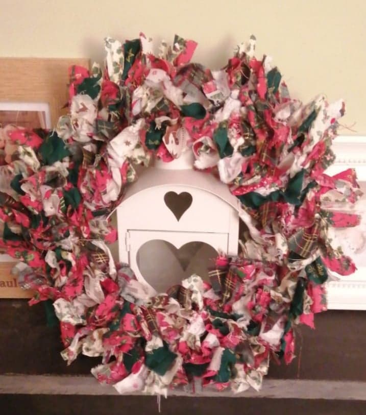 christmas rag wreath.jpg