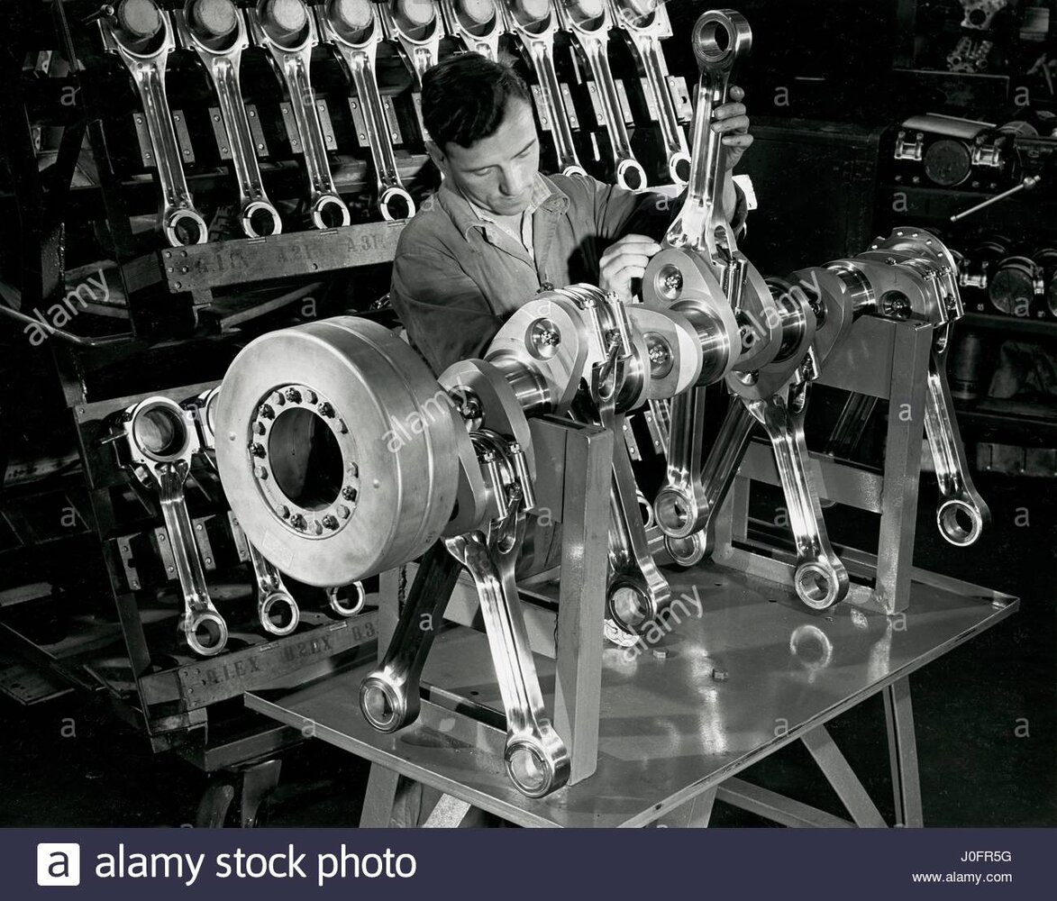 deltic-engine-assembly-J0FR5G.jpg