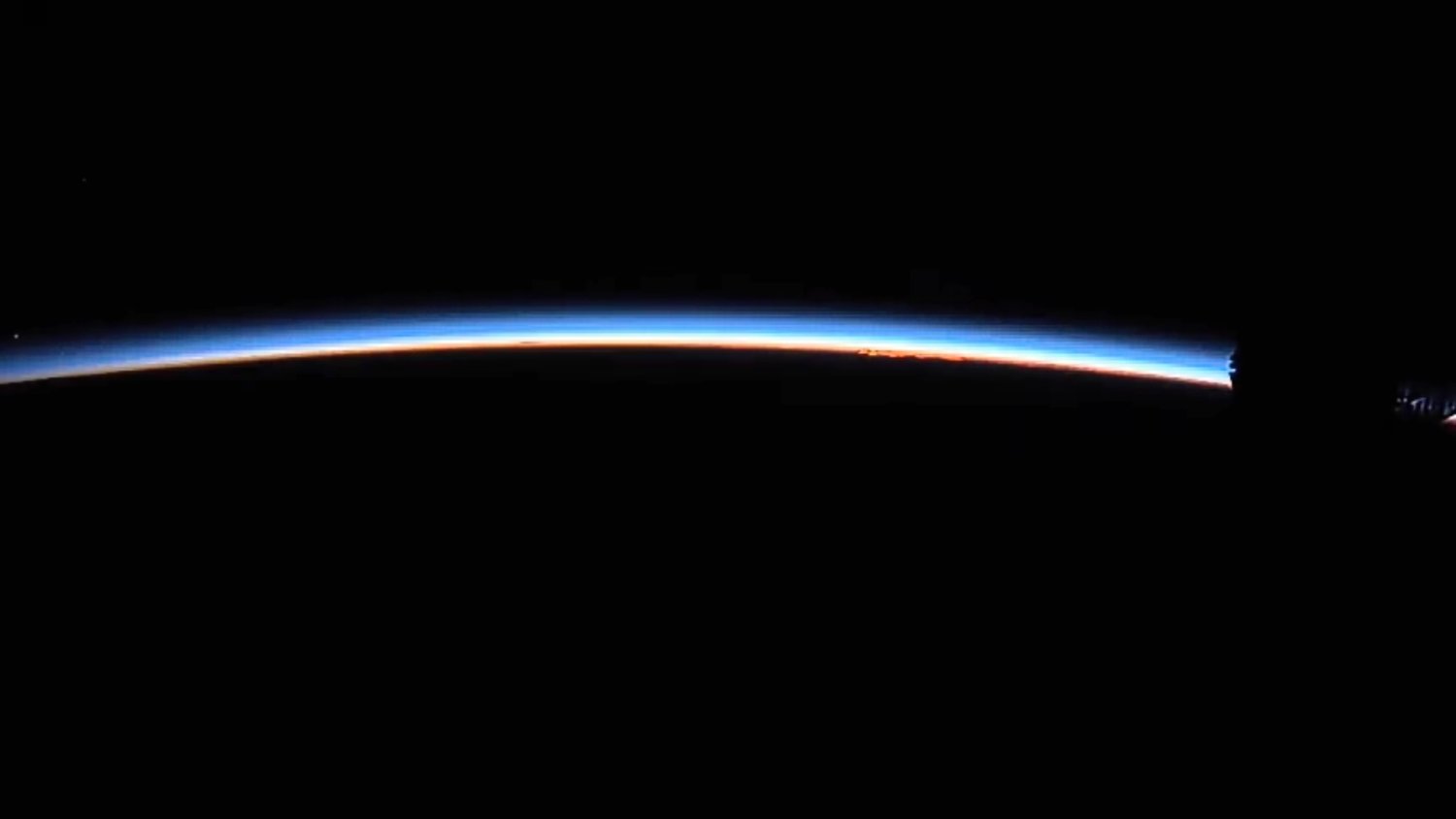 ISS_HD_Live-20181003_091139.jpg