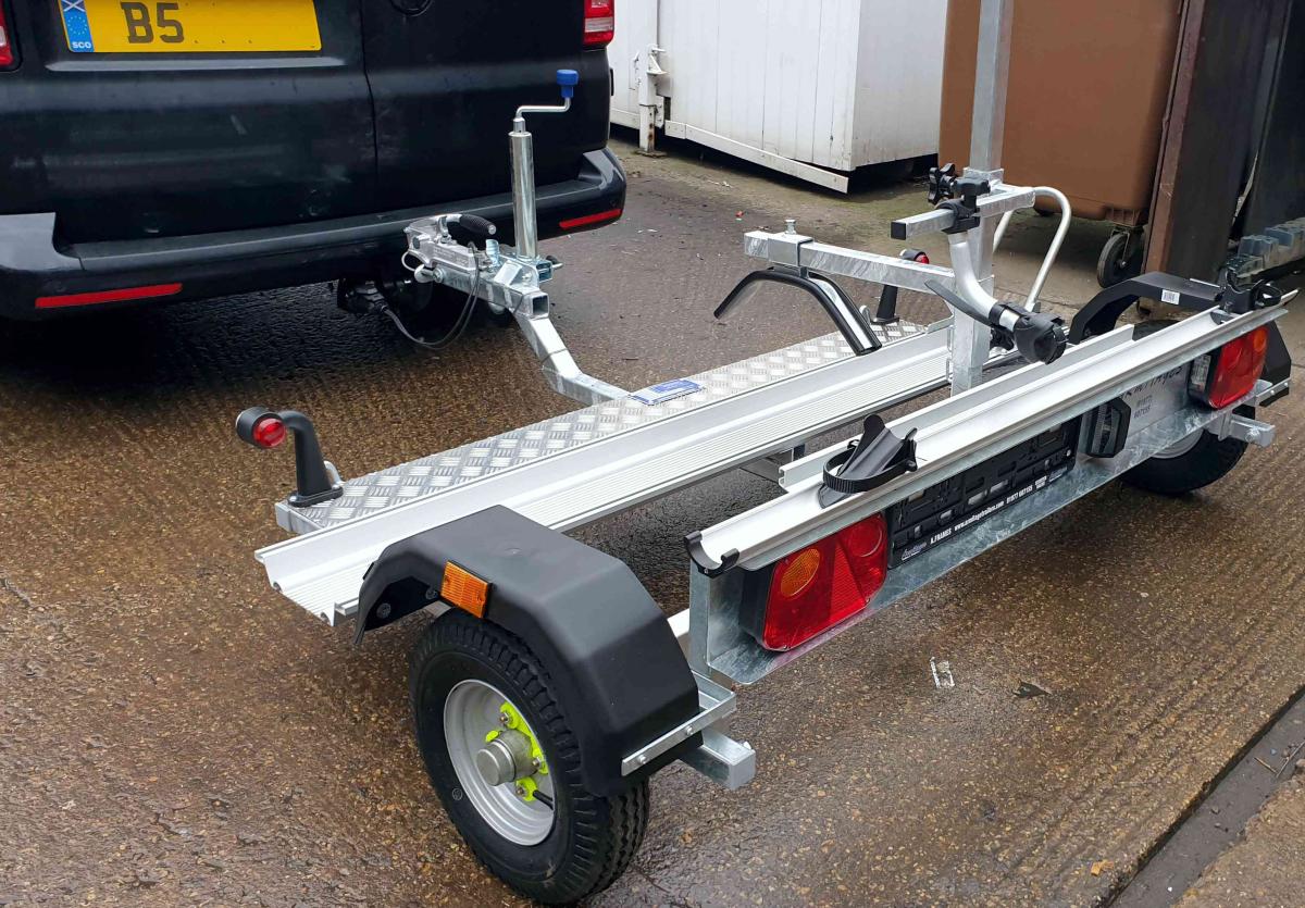 low-loading-transverse-motorbike-trailer-with-Ebike-attachment_248808_large.jpg