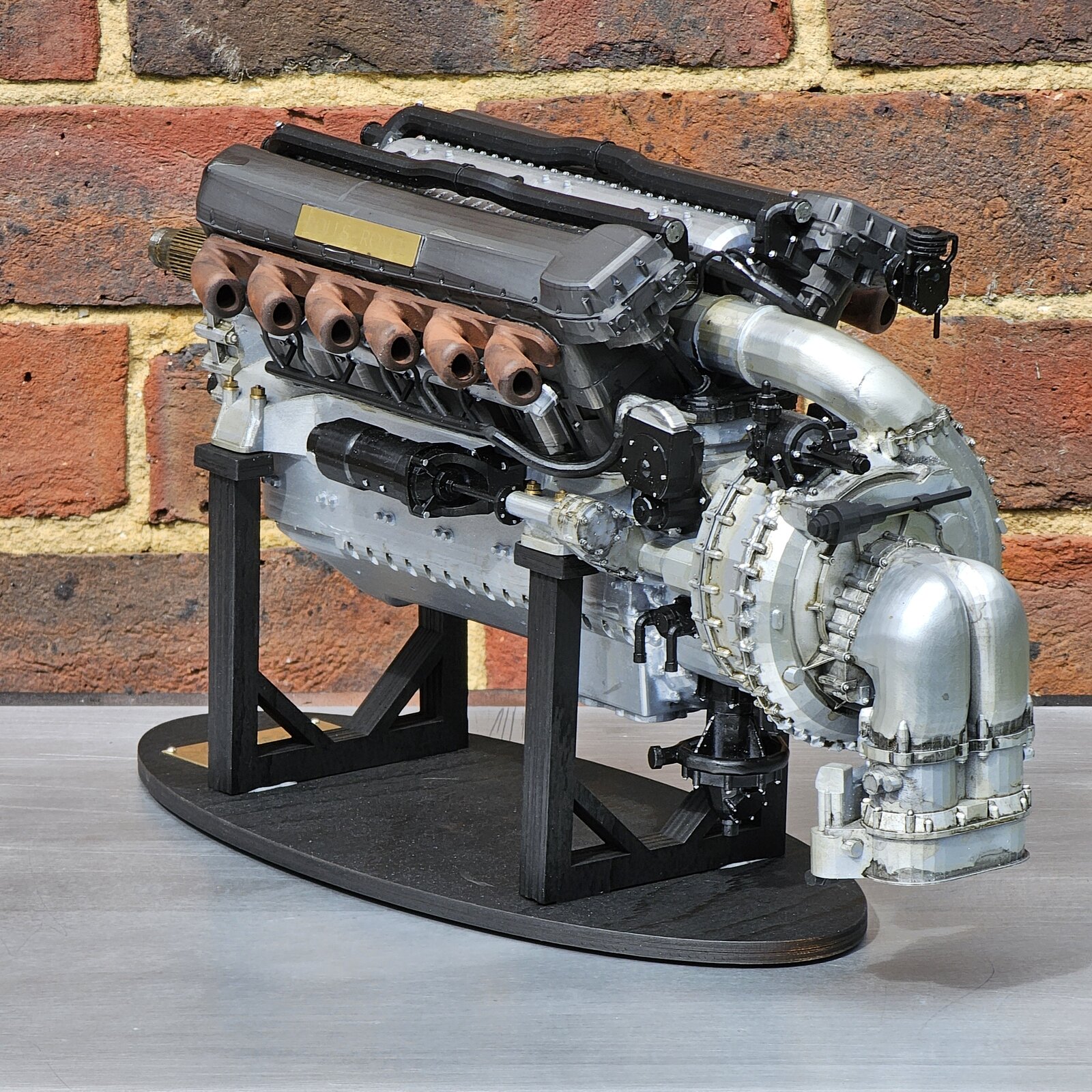 rolls royce merlin v12  (1).jpg