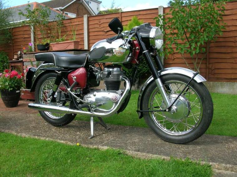 royal-enfield-crusader-sports-760x570.jpg