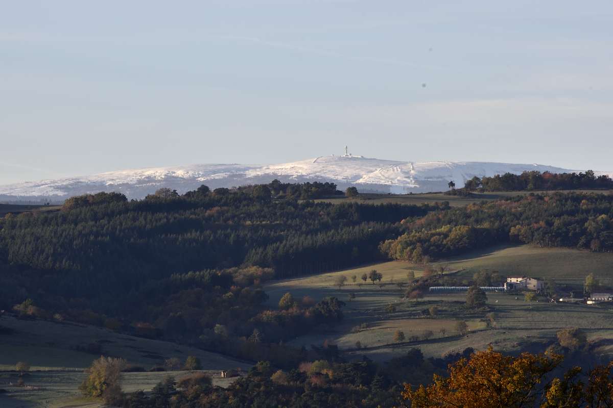 Snow on the mountain 001.JPG