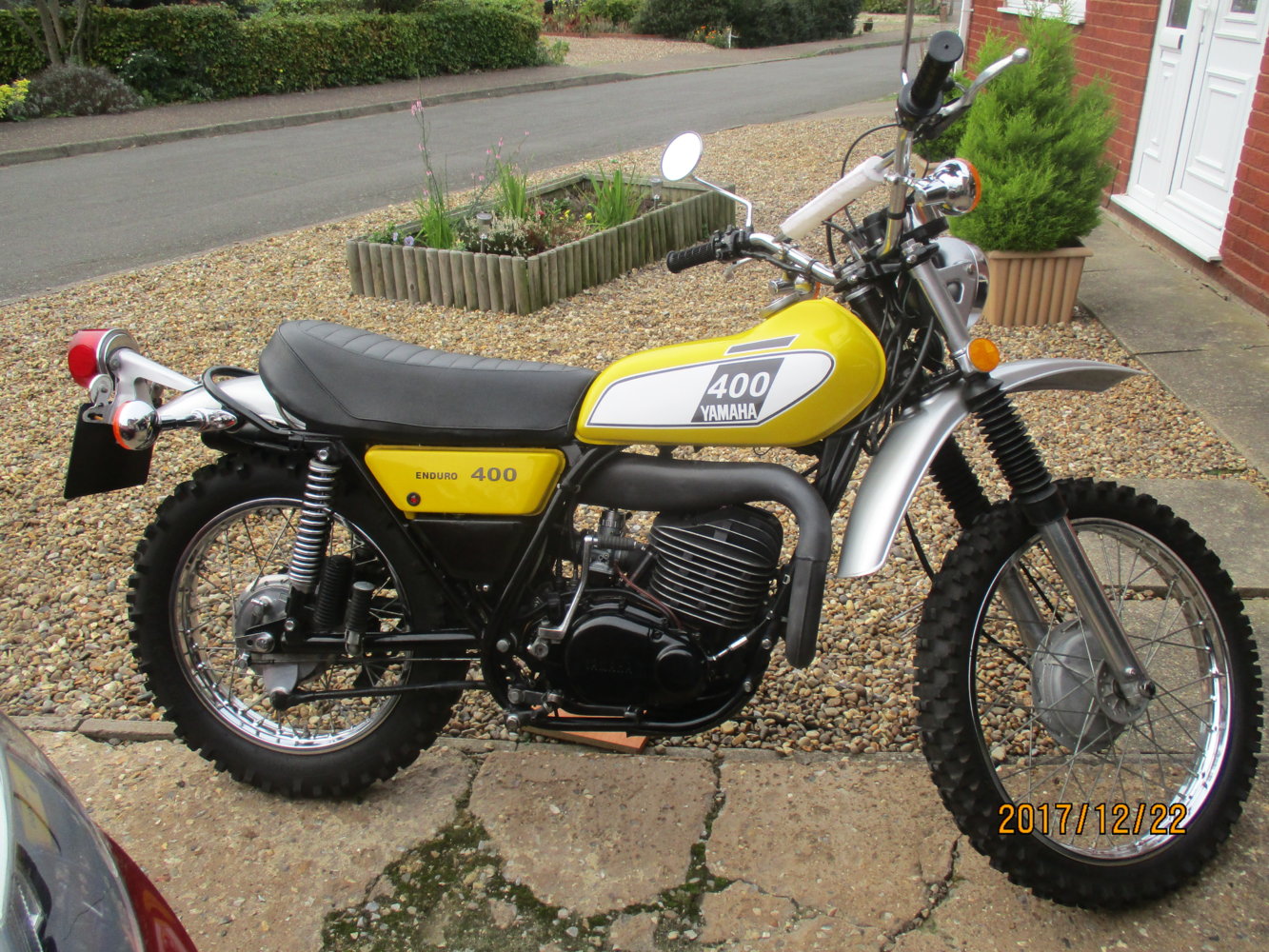 Yamaha DT400 002.JPG