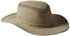 henschel hat.jpg