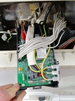 2020-02-25 Thetford N97 Fridge boad wiring (2).jpg