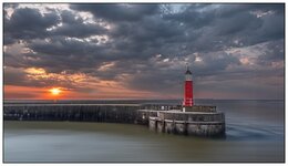 Watchet lighthouse.jpg