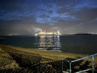 Stena Line docking at Harwich..JPG